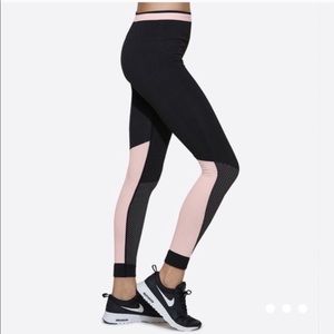 •Alala• Ace Seamless Leggings